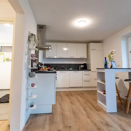 Haus Mit Whirlpool, Sauna Und Schwarzwaldblick